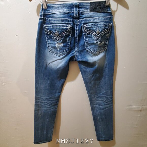 Women's Miss Me Jeans - Picture 7 of 8